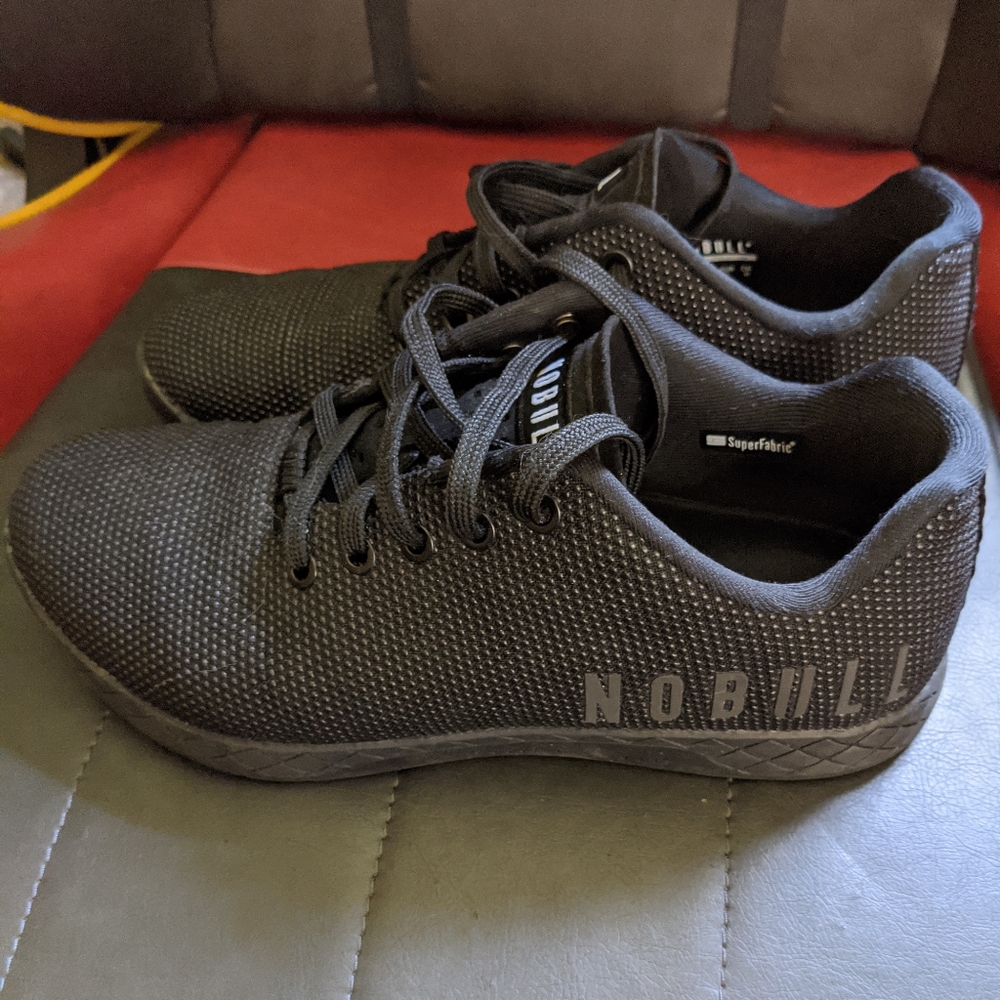 Nobull Black Men's size 8 training shoes